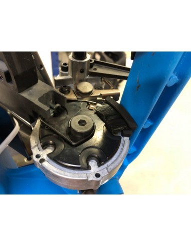 BROSSE ELIMINATION SURPLUS DE POUDRE...