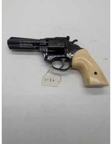 0003182 : REVOLVER HIGH-STANDARD...