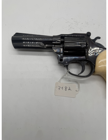 0003182 : REVOLVER HIGH-STANDARD...