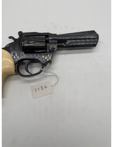 0003182 : REVOLVER HIGH-STANDARD...
