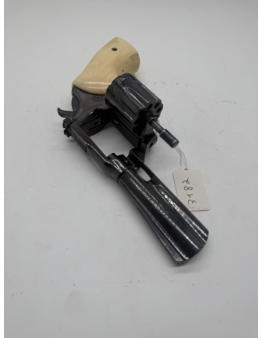 0003182 : REVOLVER HIGH-STANDARD...